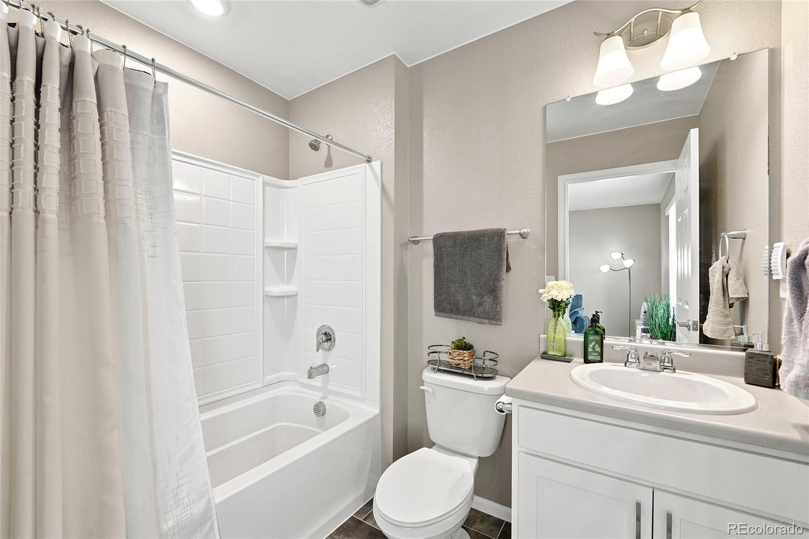MLS Image #23 for 20051 e 61st place,aurora, Colorado