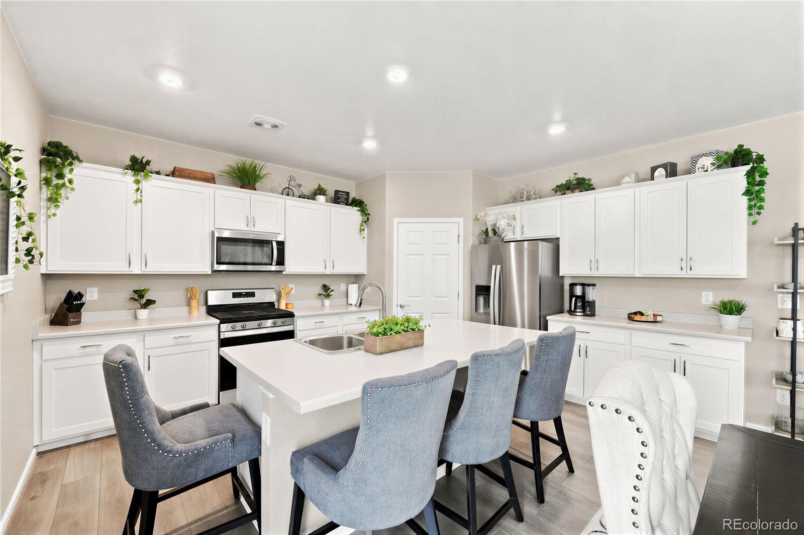 MLS Image #7 for 20051 e 61st place,aurora, Colorado