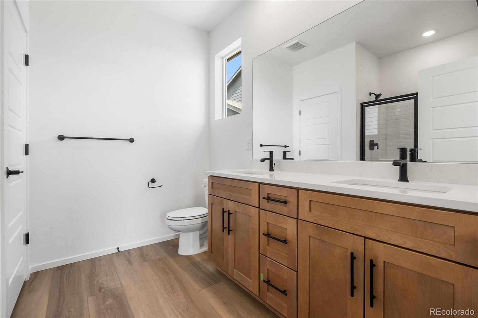MLS Image #5 for 2827  mosker street,strasburg, Colorado