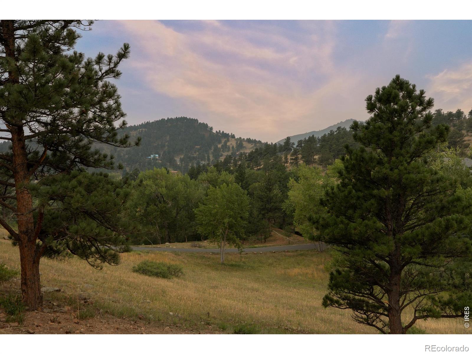 MLS Image #29 for 2709 s lakeridge trail,boulder, Colorado