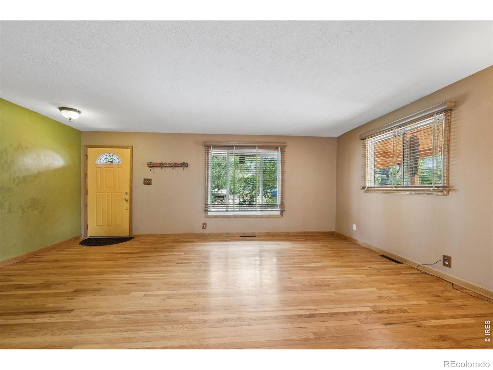 MLS Image #5 for 10355 w 13th place,lakewood, Colorado