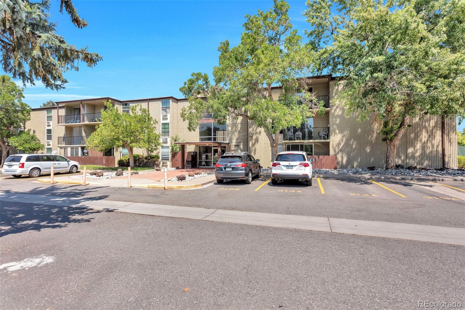 MLS Image #1 for 2281 s vaughn way,aurora, Colorado