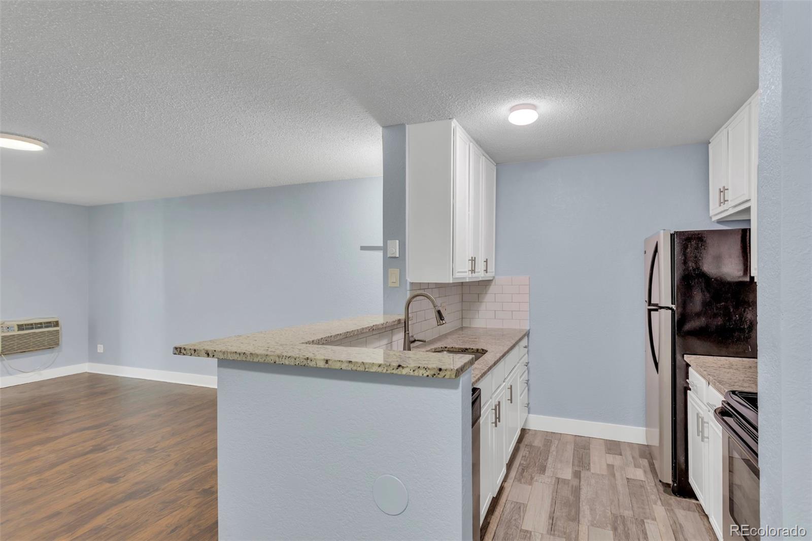 MLS Image #7 for 2281 s vaughn way,aurora, Colorado