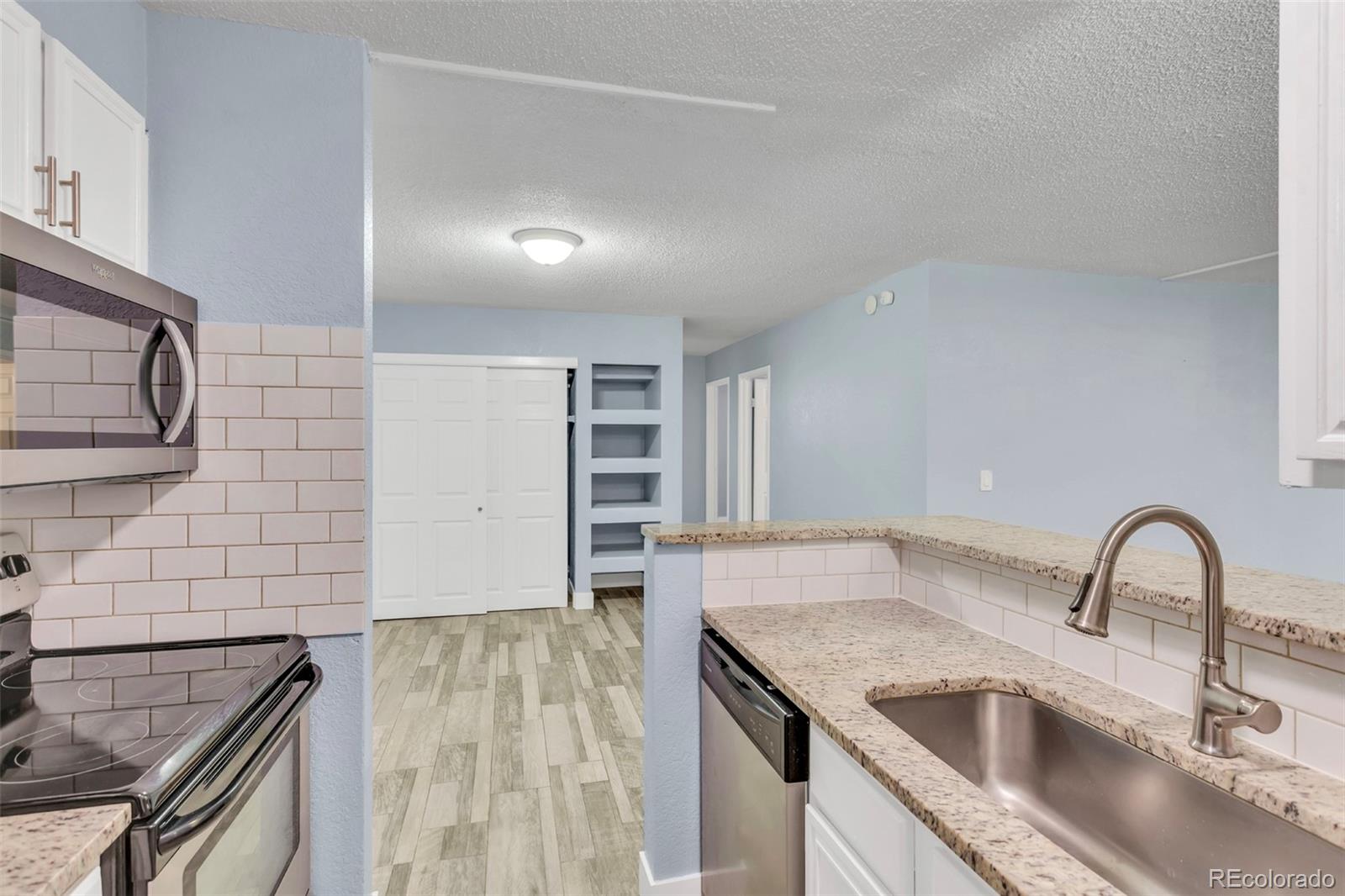 MLS Image #8 for 2281 s vaughn way,aurora, Colorado