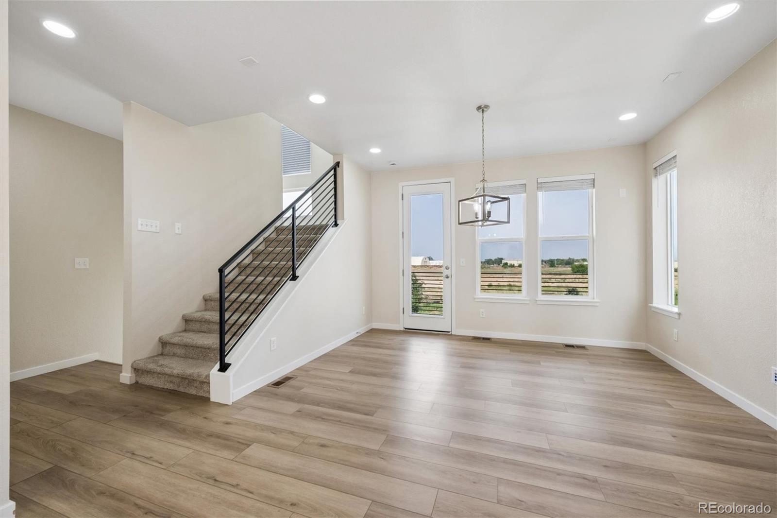 MLS Image #4 for 12331  farmview lane,thornton, Colorado