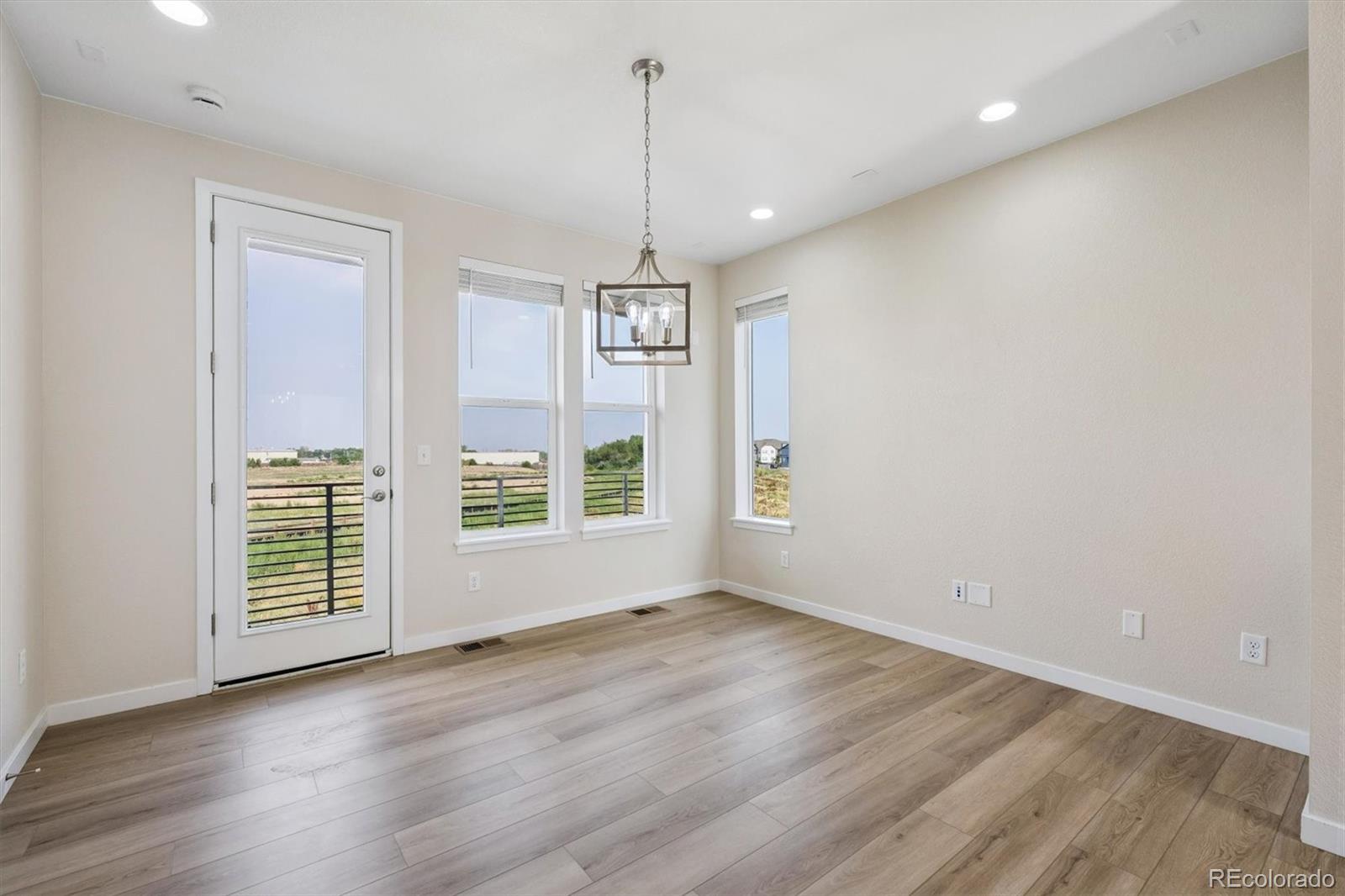 MLS Image #5 for 12331  farmview lane,thornton, Colorado