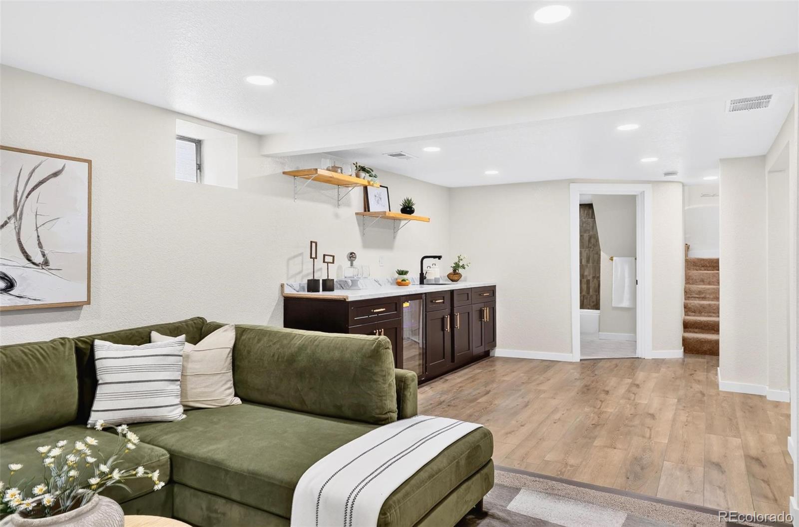 MLS Image #18 for 2661 n glencoe street,denver, Colorado