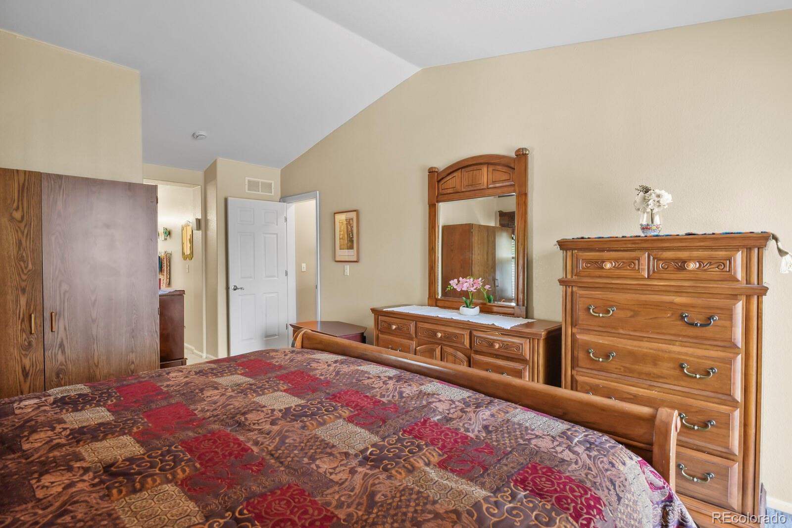 MLS Image #20 for 9842  vine street,denver, Colorado