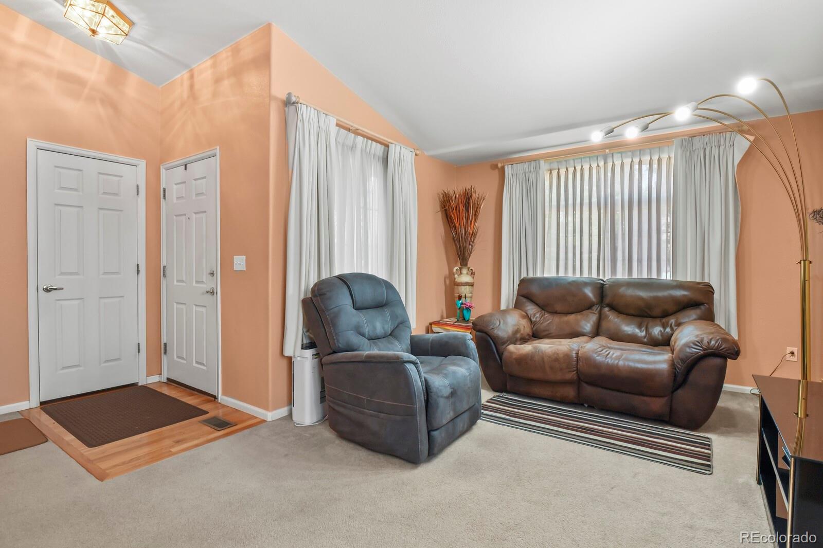 MLS Image #4 for 9842  vine street,denver, Colorado