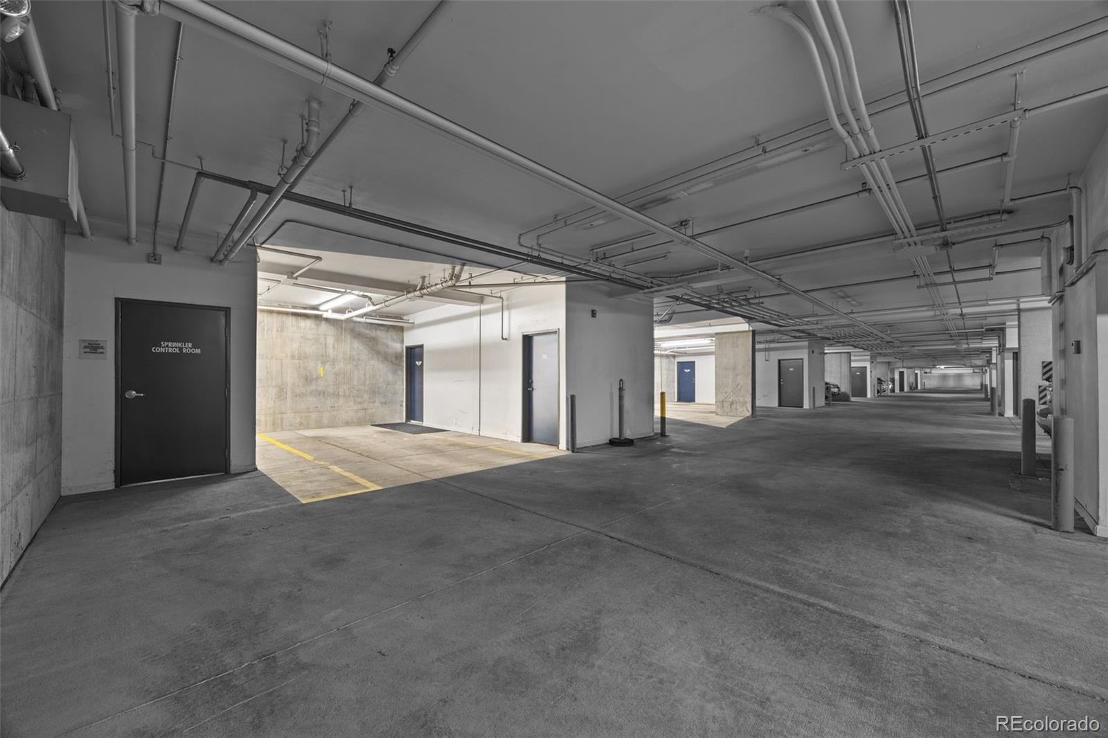 MLS Image #28 for 7525 e 1st place 1111,denver, Colorado