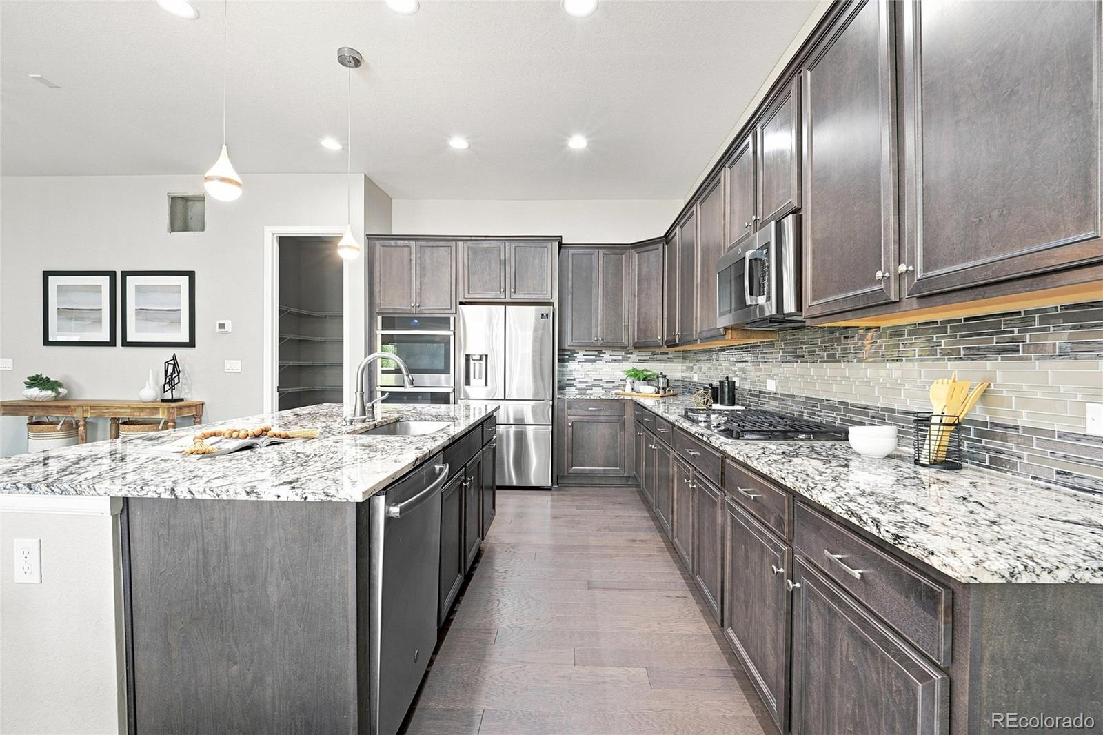 MLS Image #8 for 22619 e tufts place,aurora, Colorado