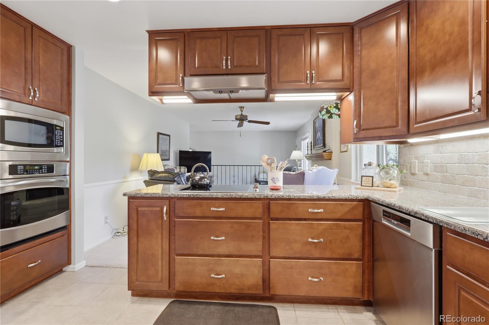 MLS Image #16 for 5255  camargo road,littleton, Colorado