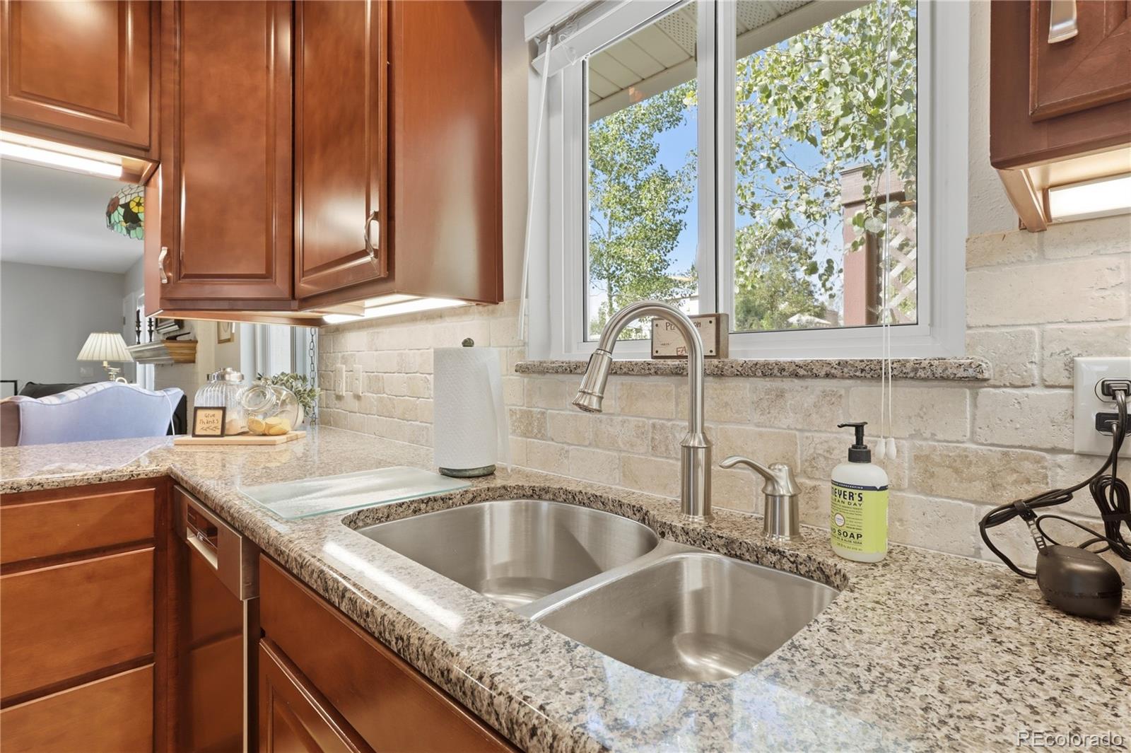 MLS Image #17 for 5255  camargo road,littleton, Colorado