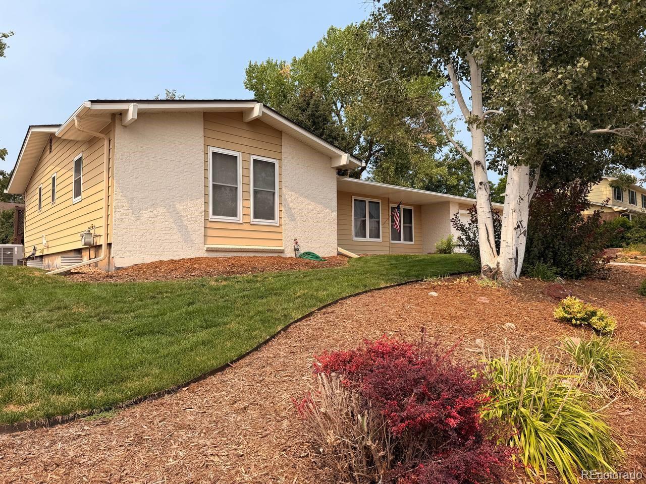 MLS Image #2 for 5255  camargo road,littleton, Colorado