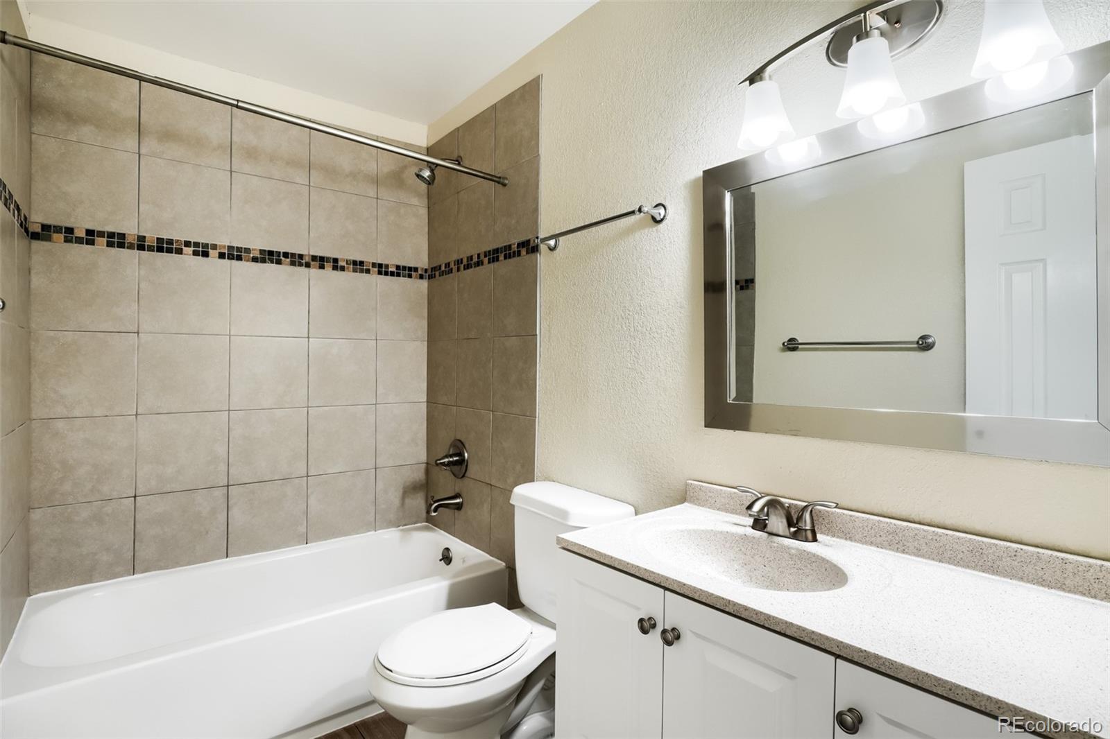 MLS Image #16 for 1482 s pierson street,denver, Colorado