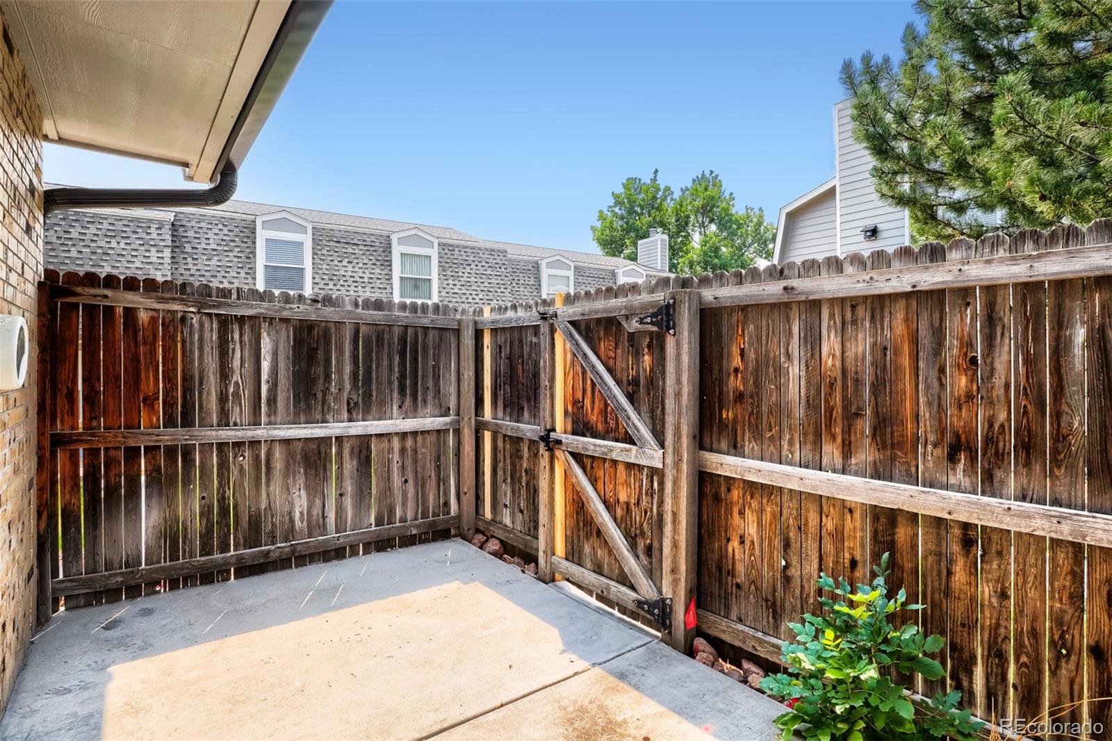 MLS Image #28 for 1482 s pierson street,denver, Colorado