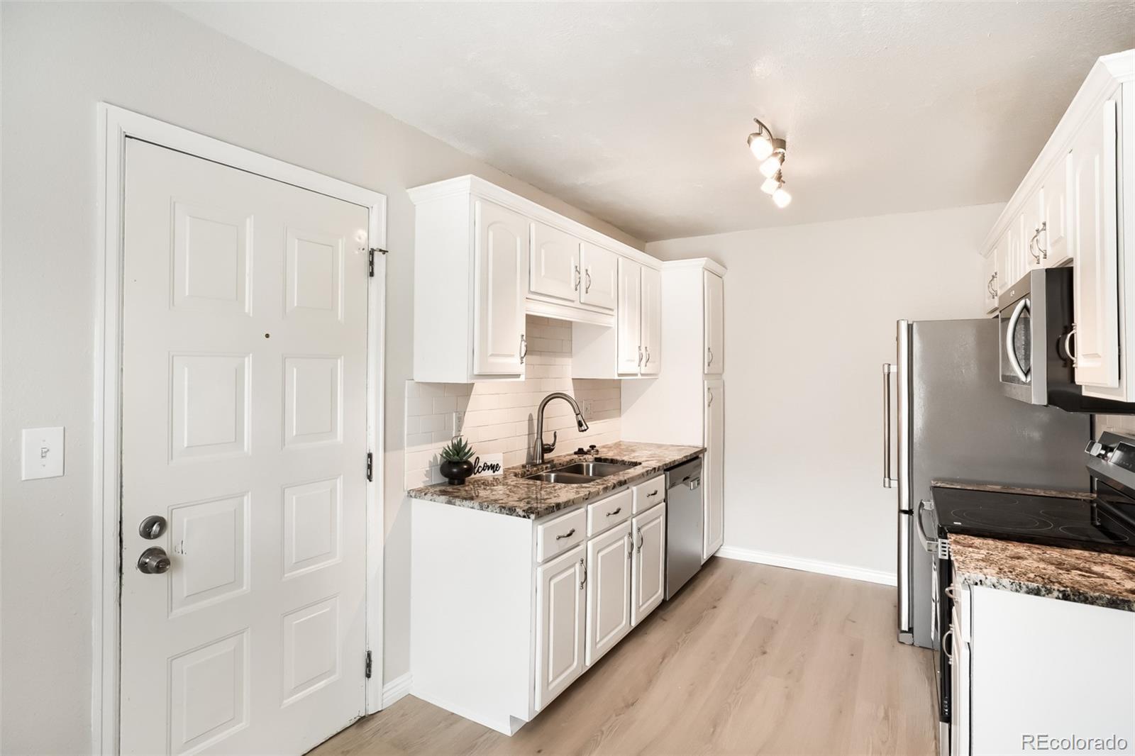 MLS Image #9 for 1482 s pierson street,denver, Colorado