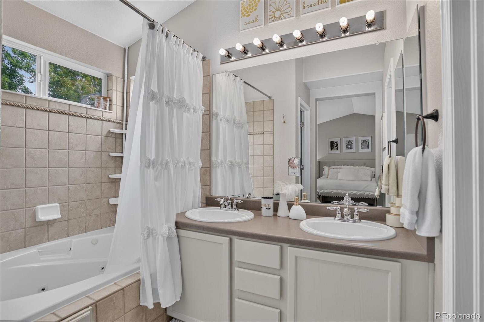 MLS Image #13 for 7654  bison court,littleton, Colorado