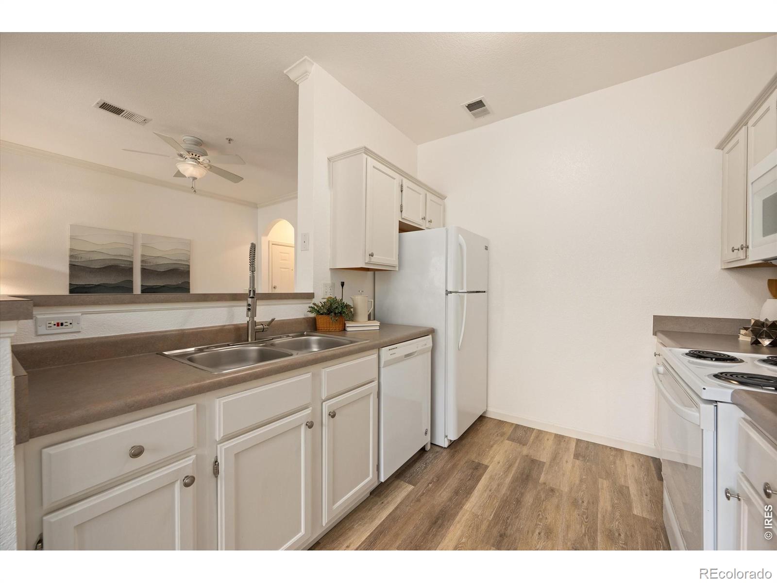 MLS Image #8 for 5620  fossil creek parkway,fort collins, Colorado