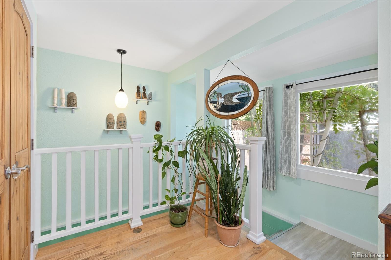 MLS Image #21 for 1490 s lincoln street,denver, Colorado