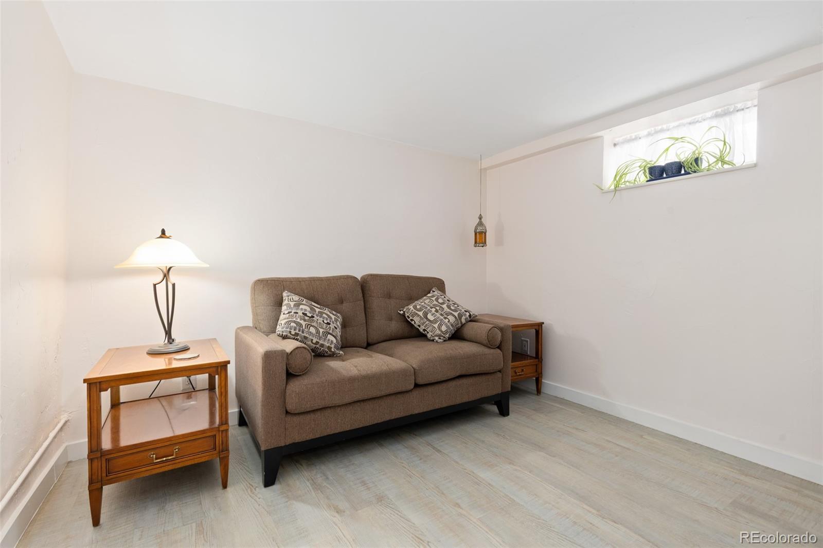 MLS Image #27 for 1490 s lincoln street,denver, Colorado