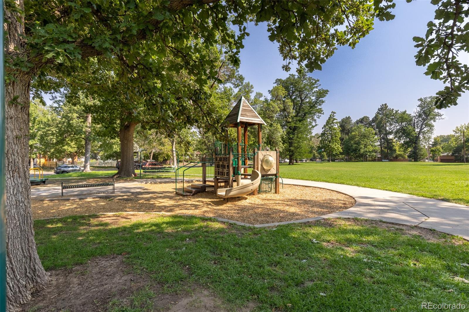 MLS Image #39 for 1490 s lincoln street,denver, Colorado