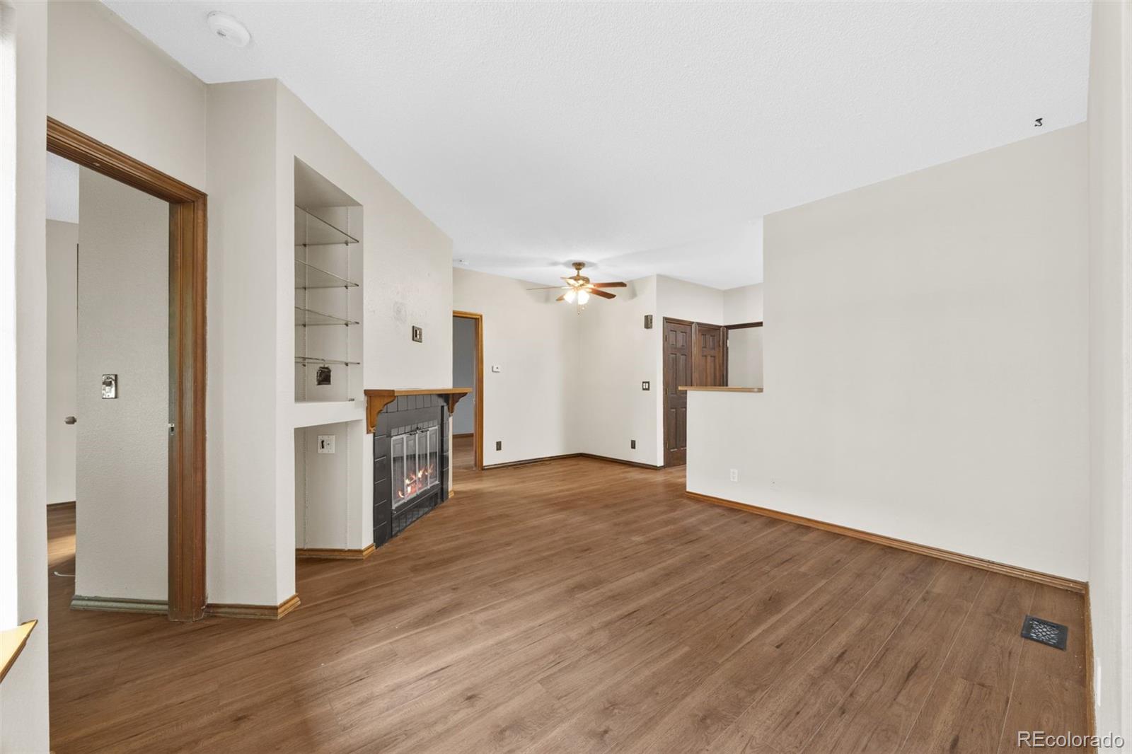 MLS Image #3 for 3010 w prentice avenue b,littleton, Colorado