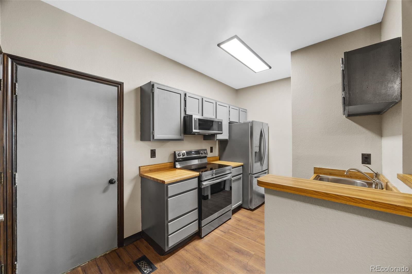 MLS Image #9 for 3010 w prentice avenue b,littleton, Colorado