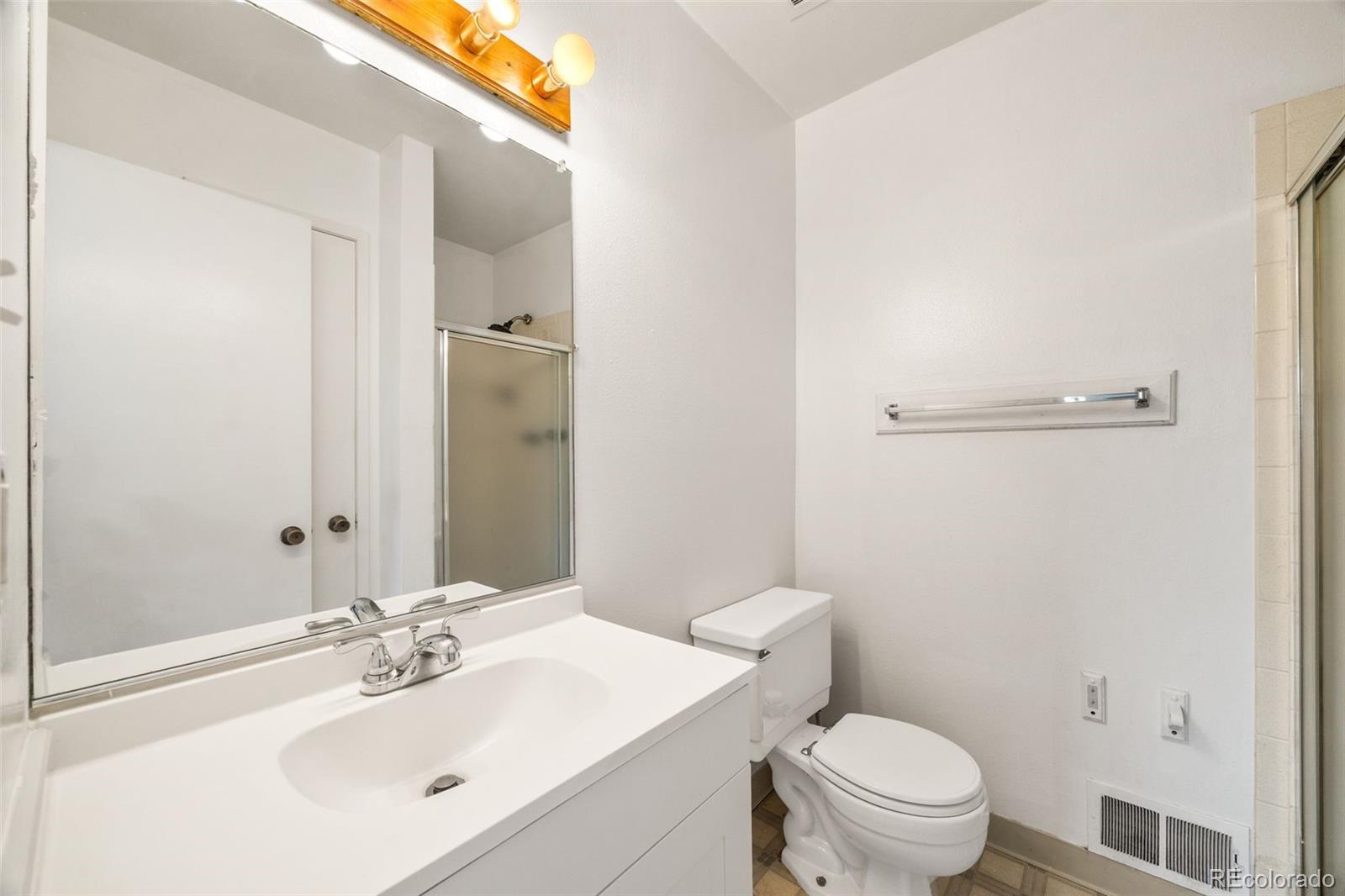 MLS Image #26 for 5589 s lowell boulevard,littleton, Colorado