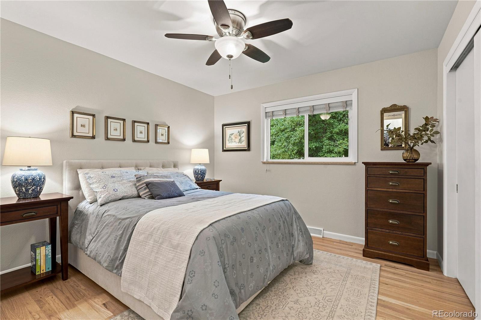 MLS Image #3 for 546 w lake avenue,littleton, Colorado