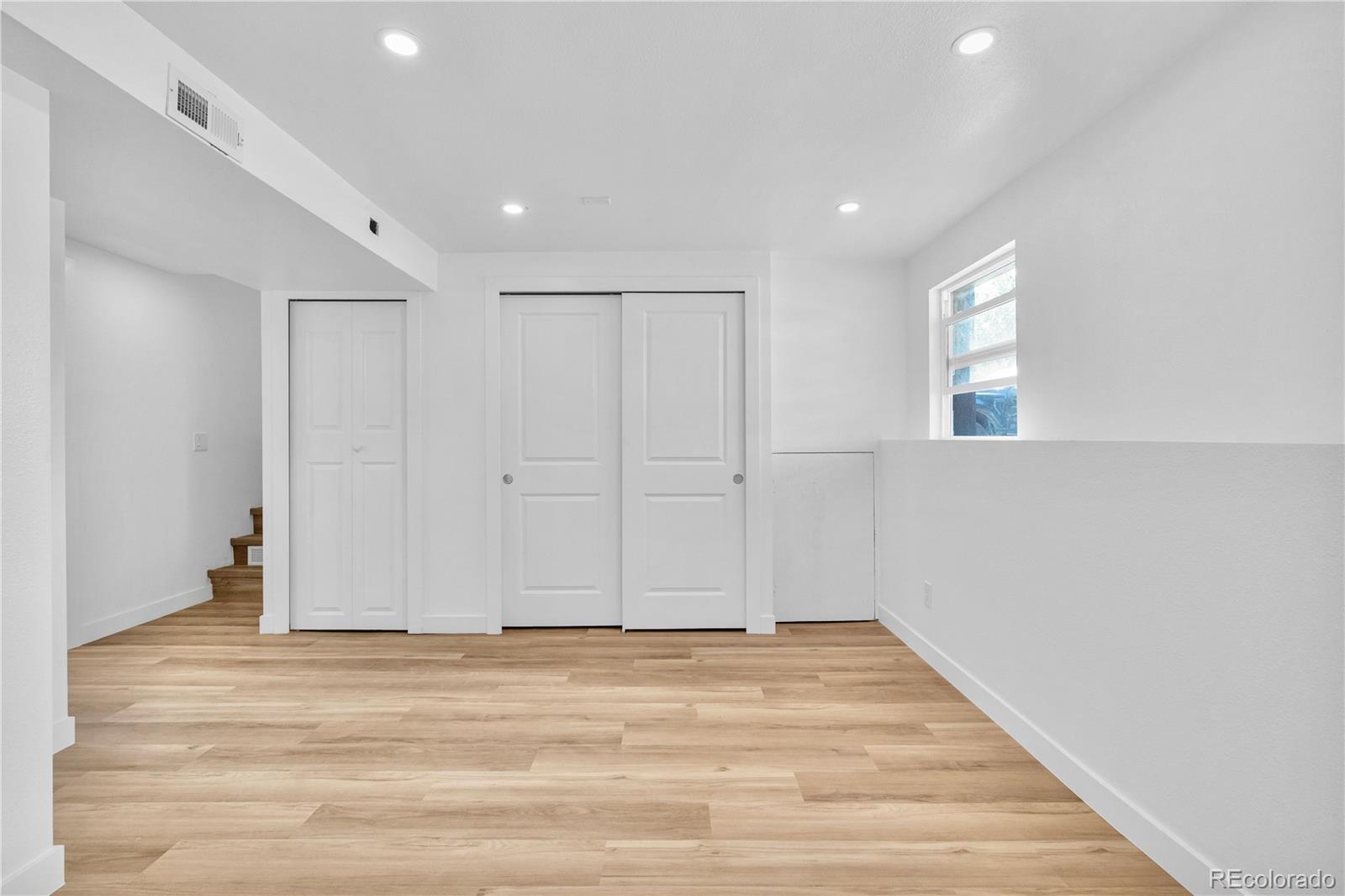 MLS Image #12 for 10272 w lehigh avenue,denver, Colorado
