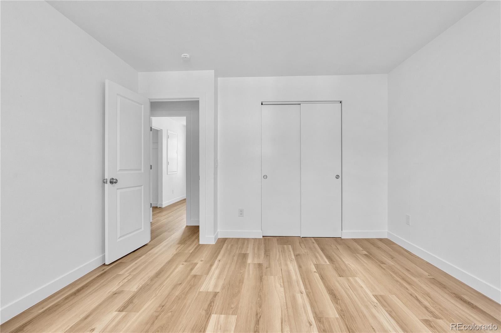 MLS Image #19 for 10272 w lehigh avenue,denver, Colorado