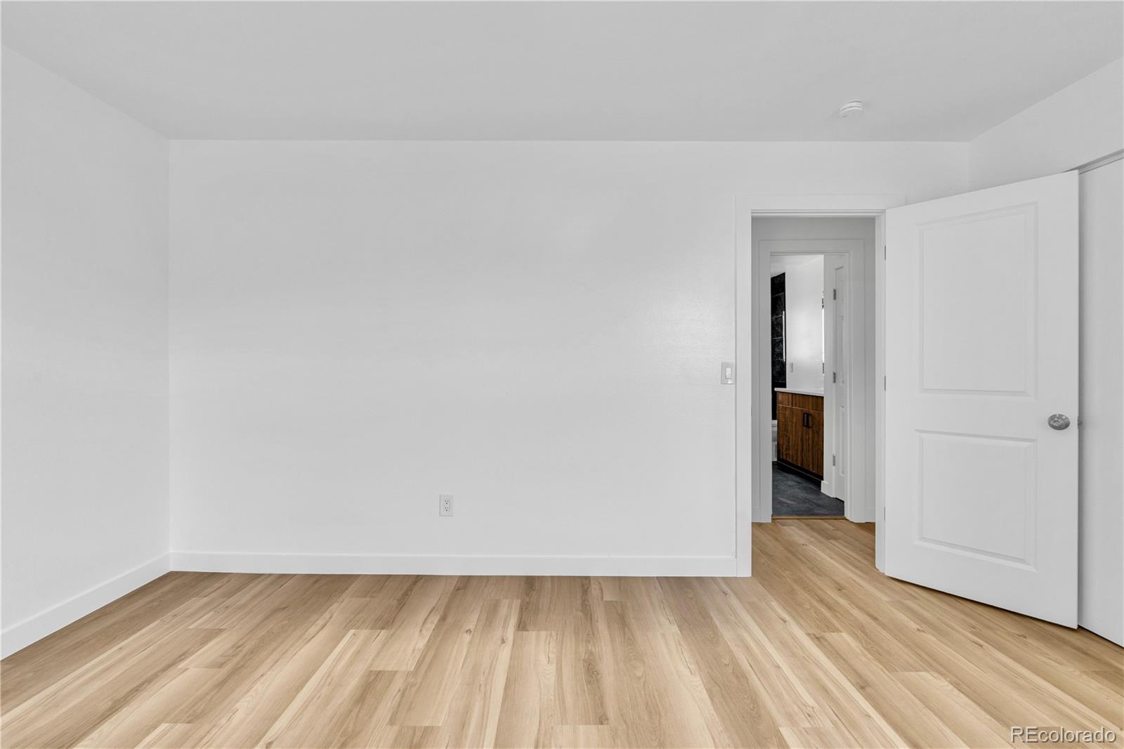 MLS Image #21 for 10272 w lehigh avenue,denver, Colorado