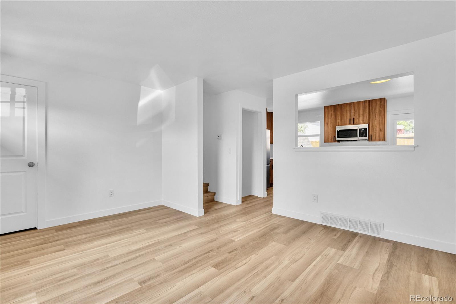 MLS Image #6 for 10272 w lehigh avenue,denver, Colorado