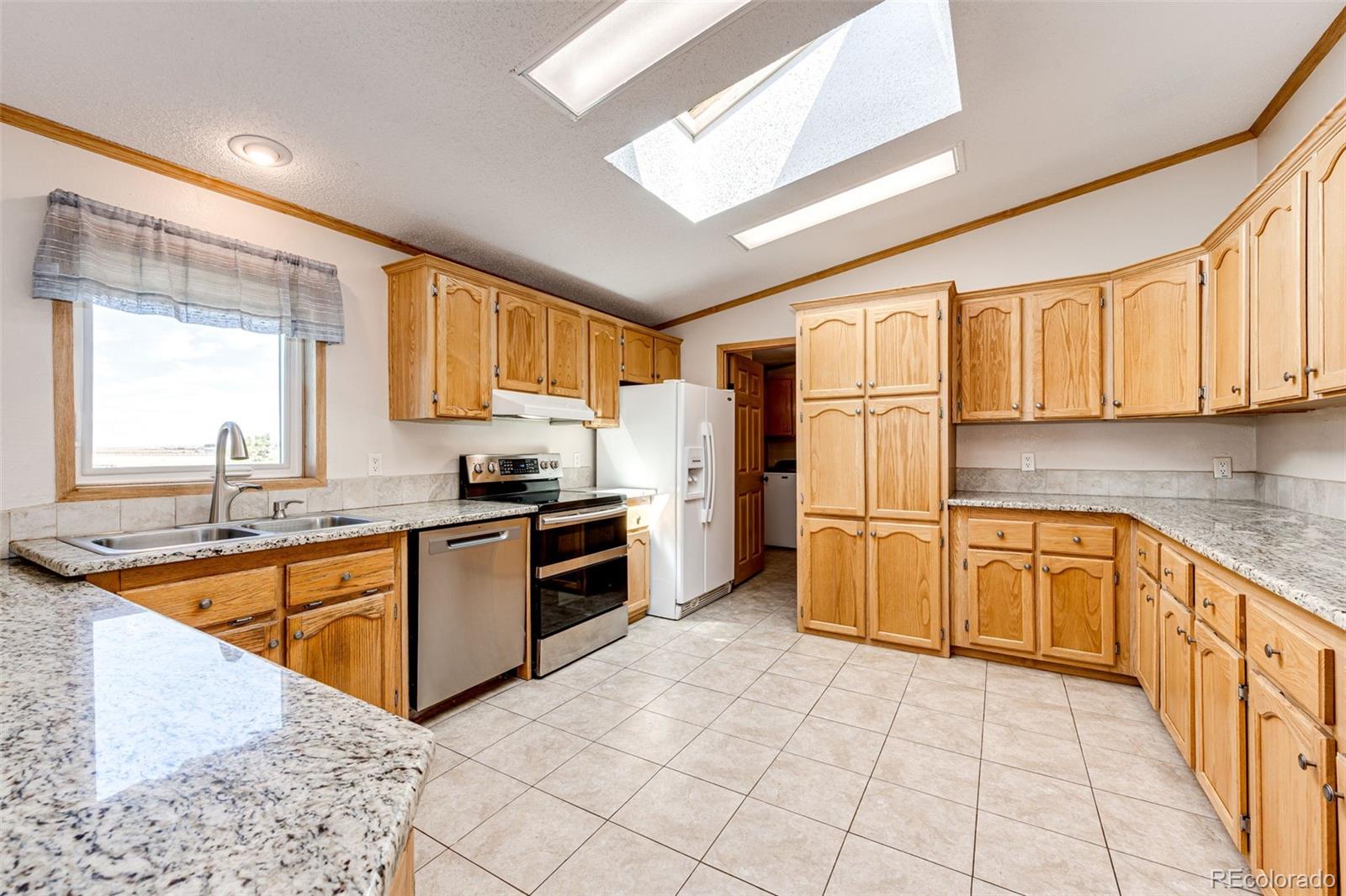 MLS Image #11 for 56054 e virginia place,strasburg, Colorado
