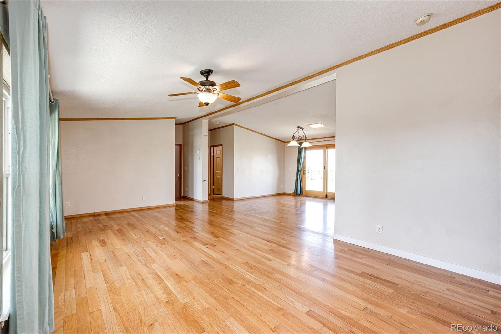 MLS Image #18 for 56054 e virginia place,strasburg, Colorado