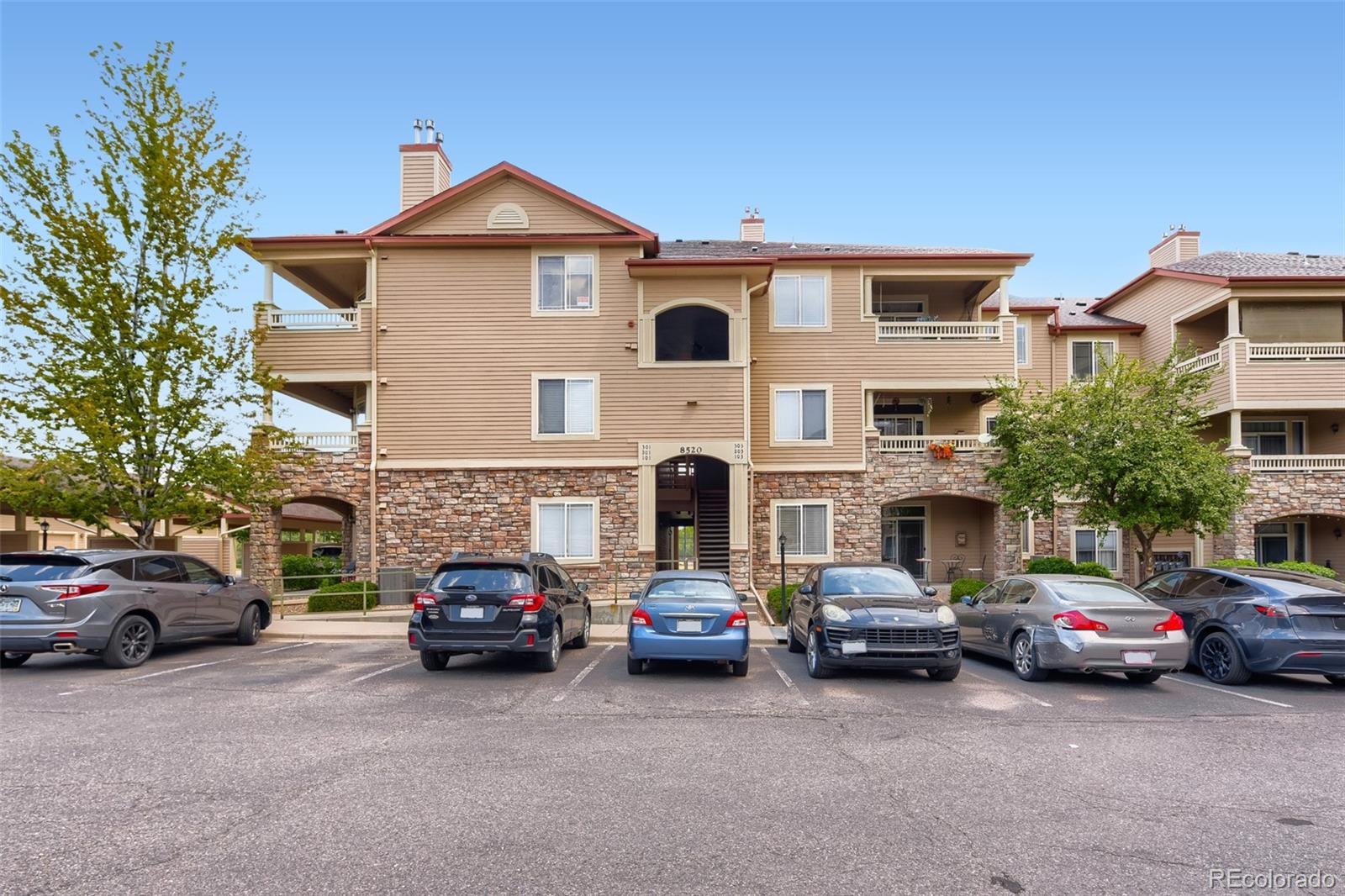 MLS Image #1 for 8520 s holland lane,littleton, Colorado