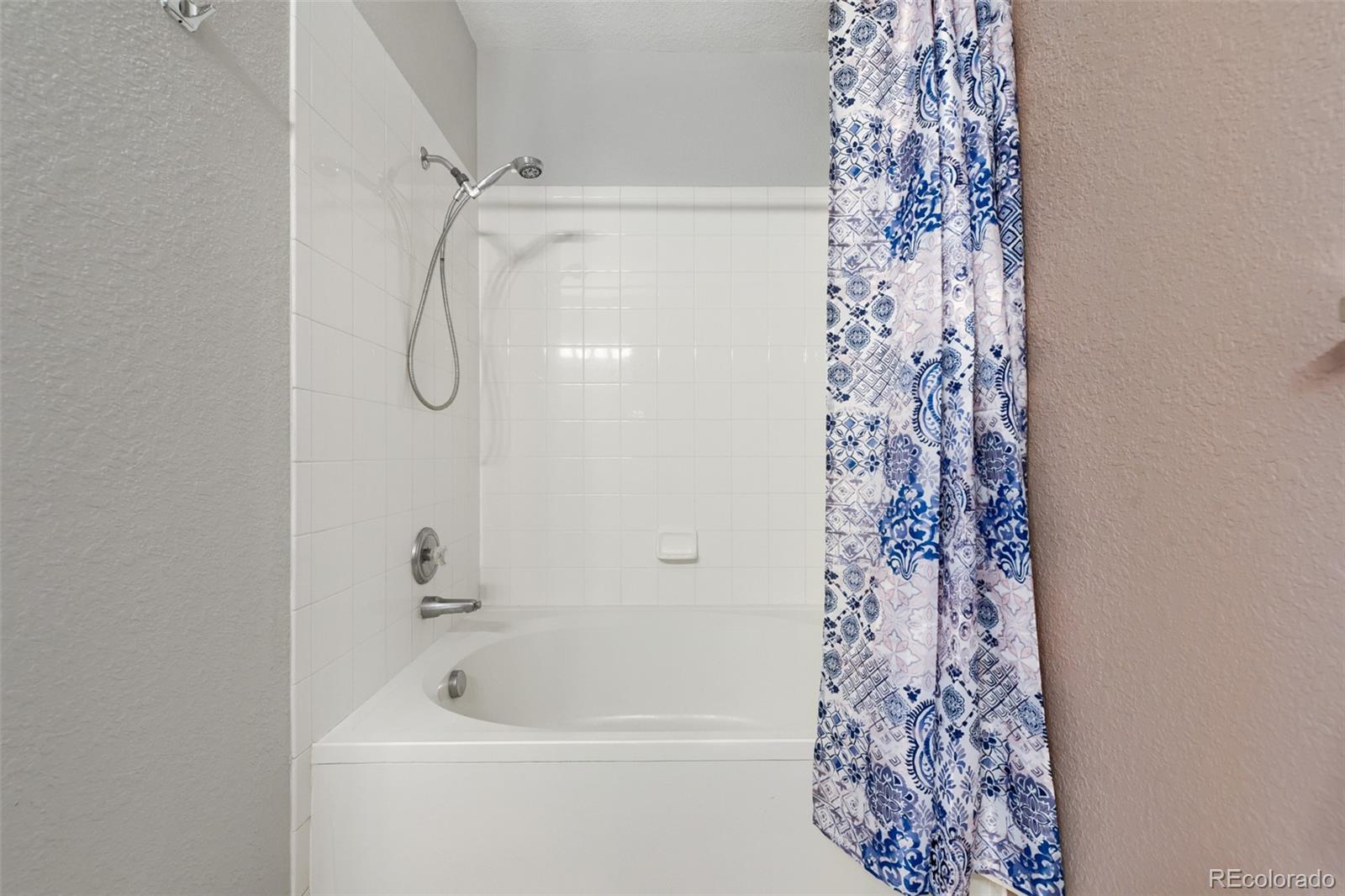 MLS Image #11 for 8520 s holland lane,littleton, Colorado