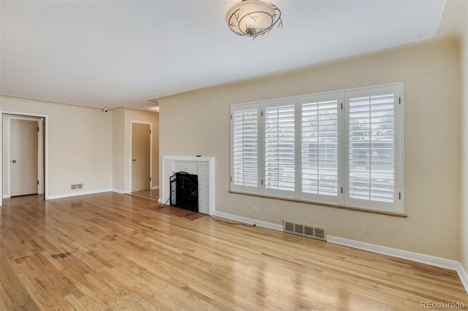 MLS Image #3 for 181 s holly street,denver, Colorado