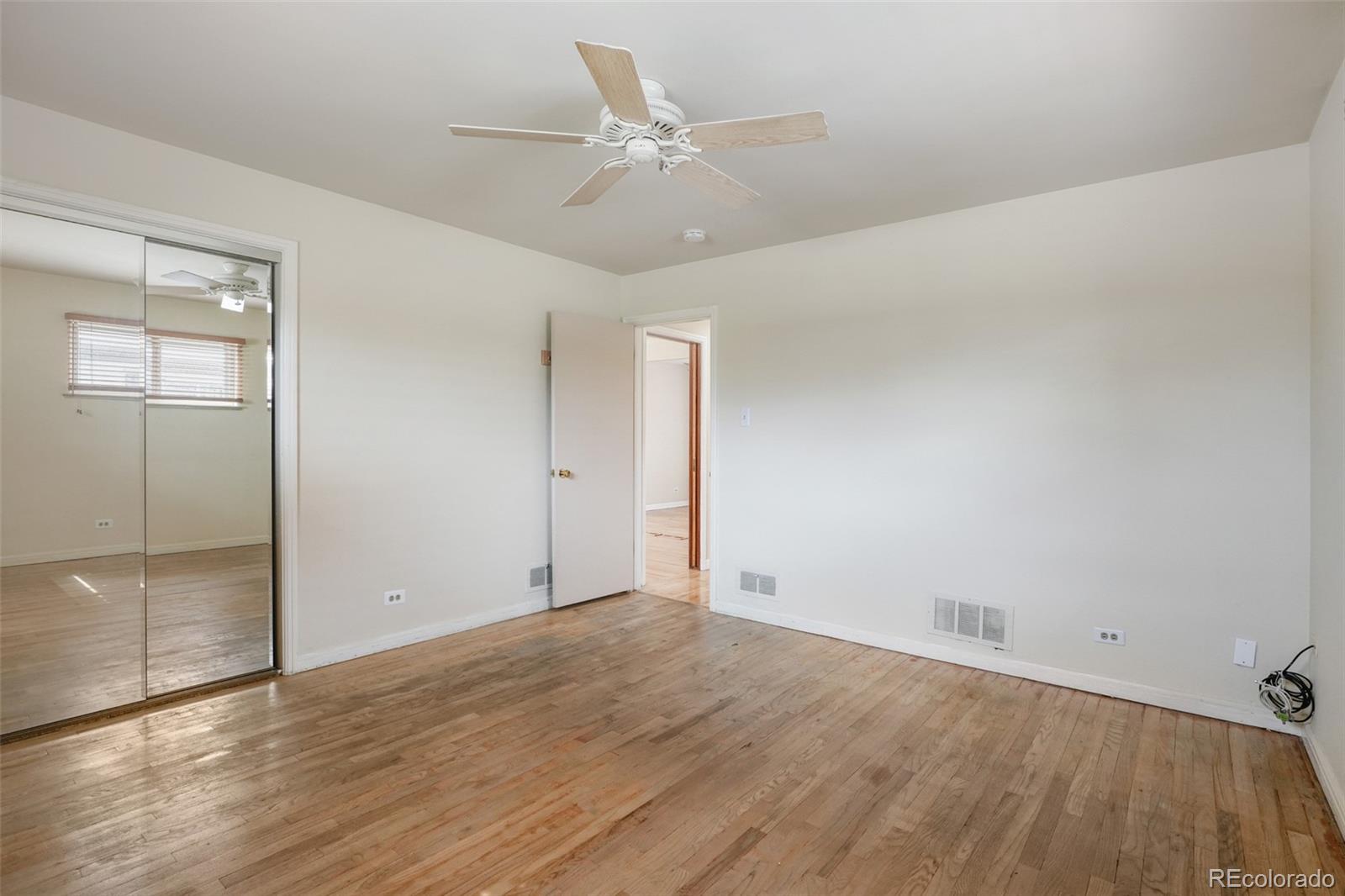 MLS Image #8 for 181 s holly street,denver, Colorado