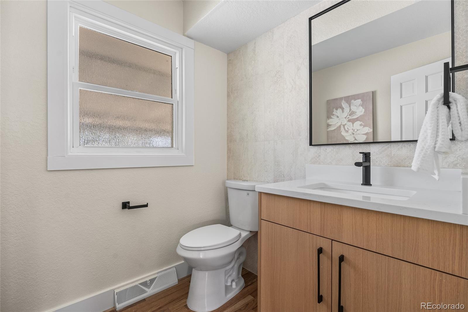MLS Image #13 for 1375 w hinsdale drive,littleton, Colorado