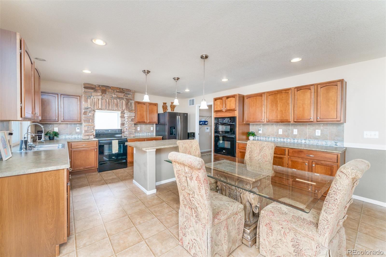 MLS Image #10 for 7930  enclave lane,fountain, Colorado