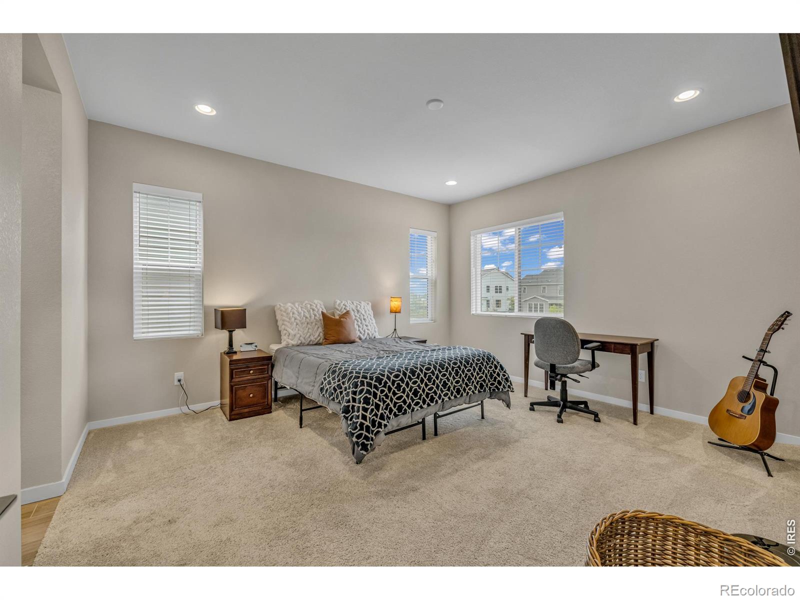 MLS Image #14 for 9074  moondance drive,littleton, Colorado