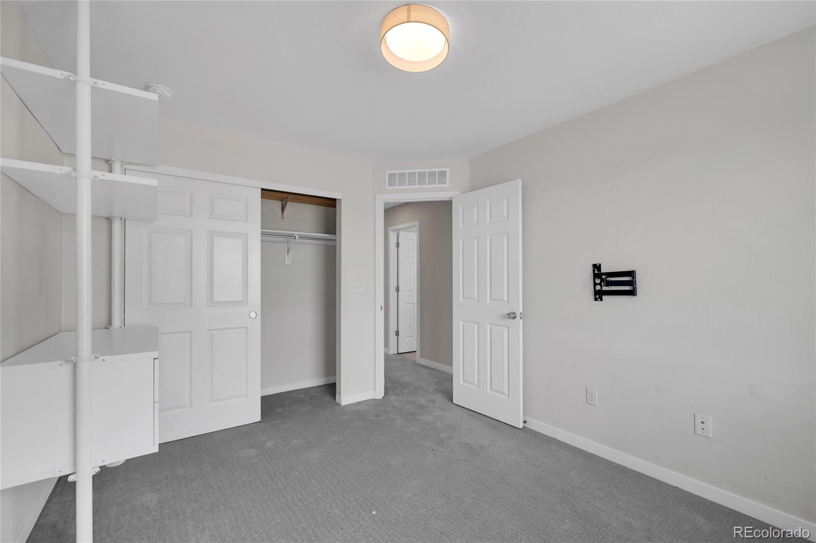 MLS Image #11 for 9811 e 56th place,denver, Colorado