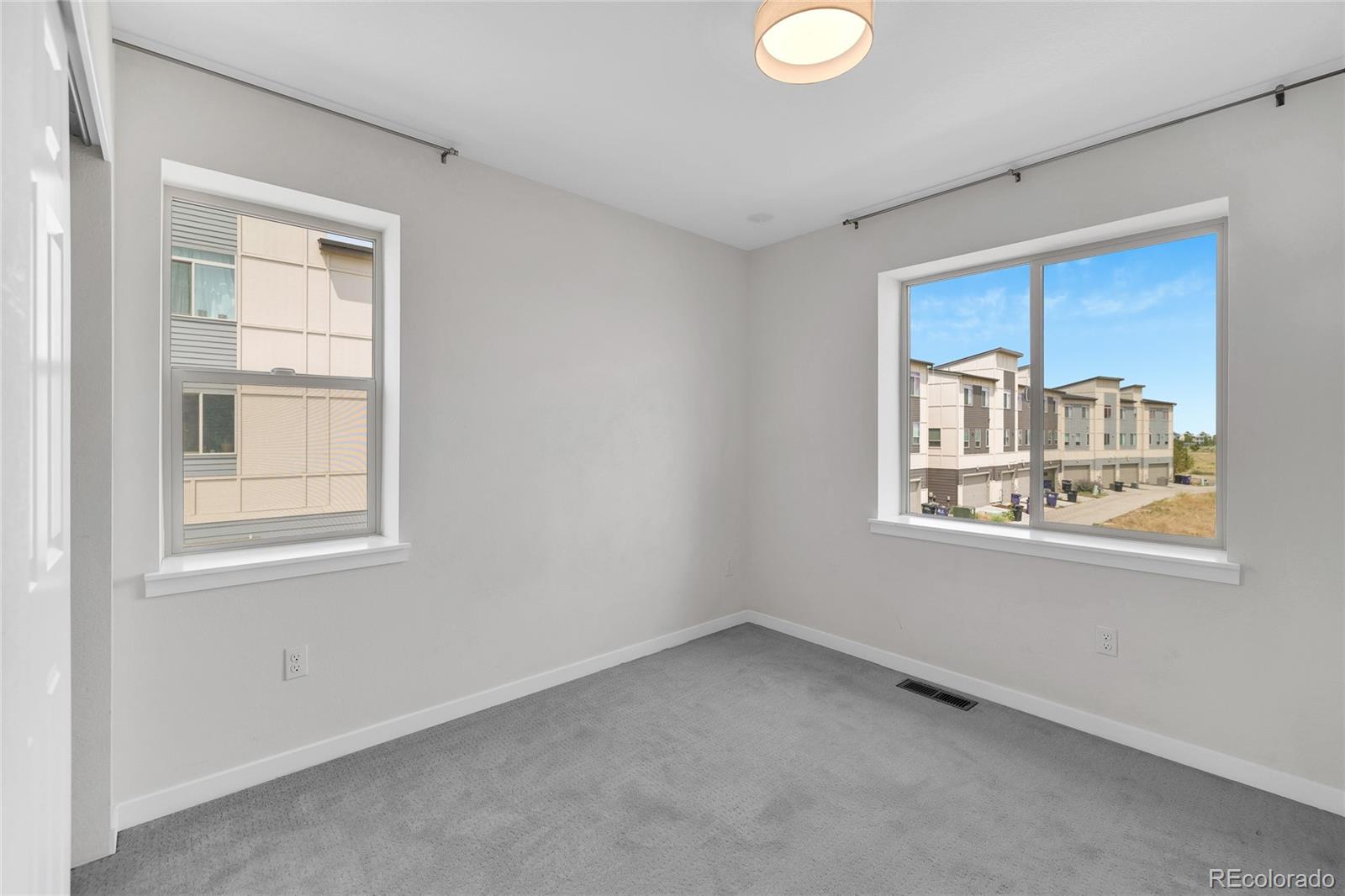 MLS Image #12 for 9811 e 56th place,denver, Colorado