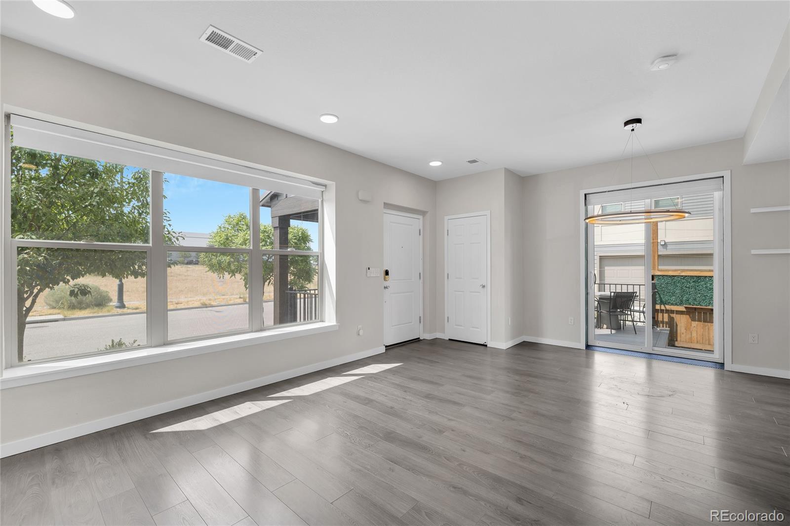 MLS Image #34 for 9811 e 56th place,denver, Colorado