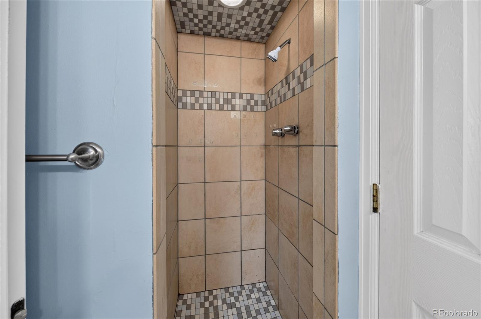 MLS Image #26 for 919  troy street,aurora, Colorado