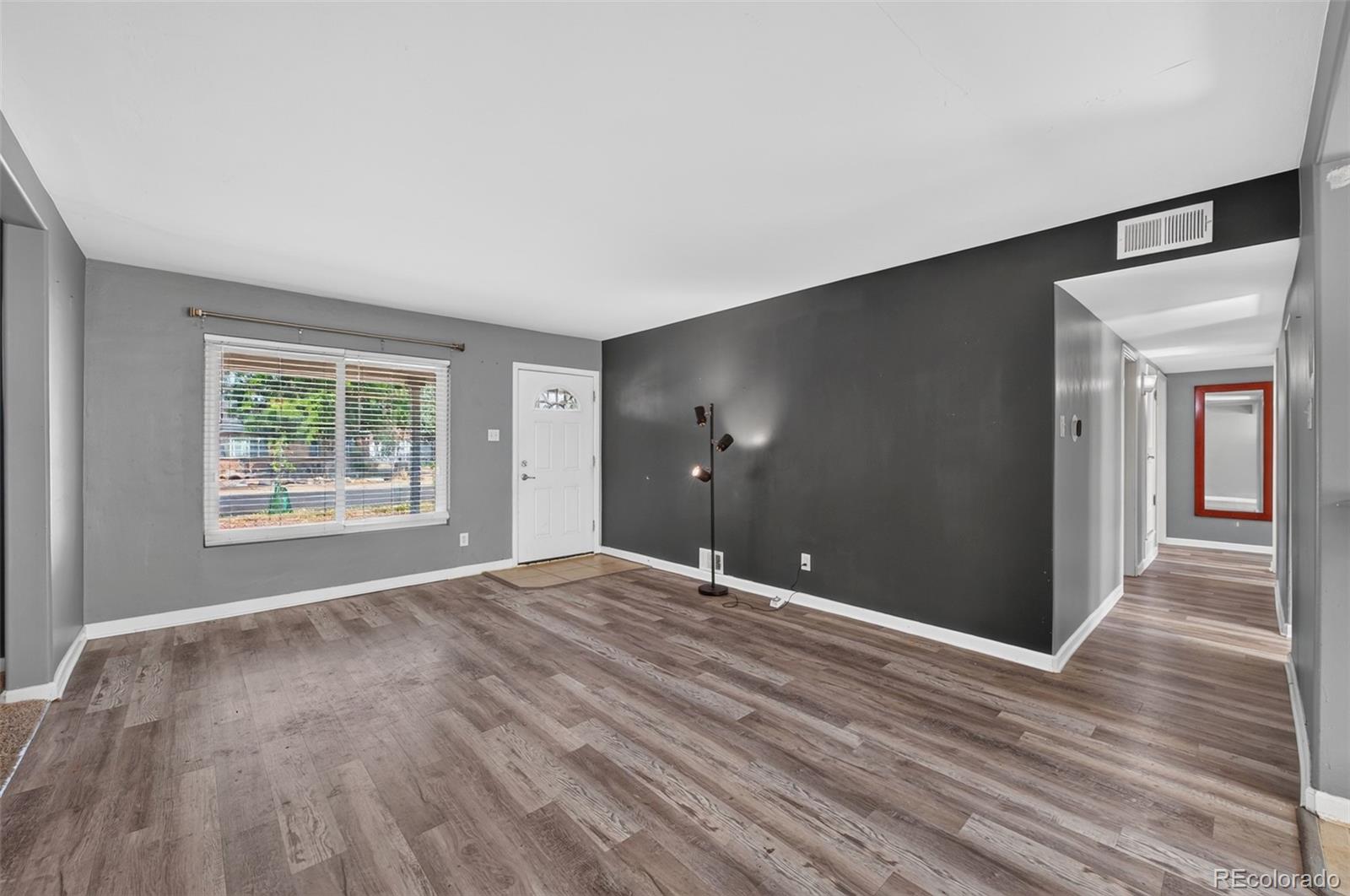 MLS Image #6 for 919  troy street,aurora, Colorado