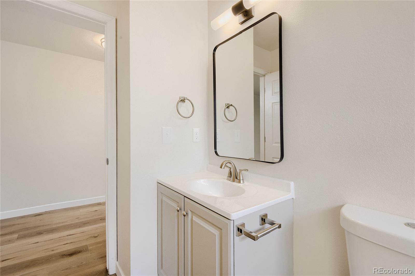 MLS Image #19 for 768 s fairplay court,aurora, Colorado