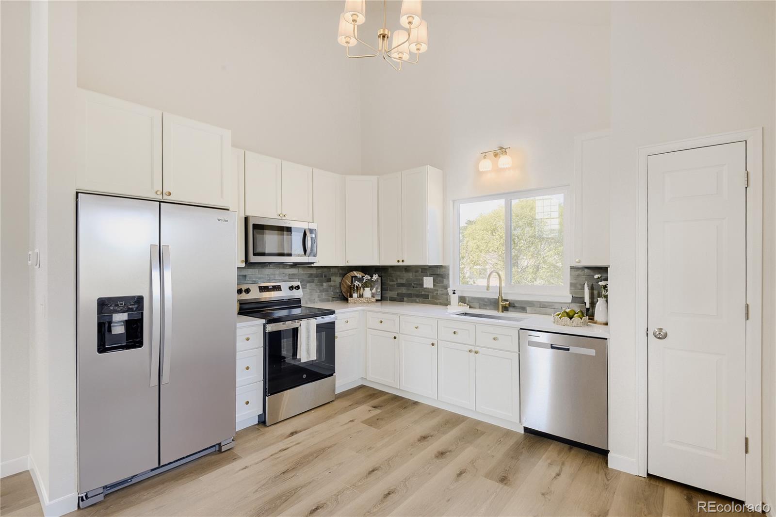 MLS Image #7 for 768 s fairplay court,aurora, Colorado